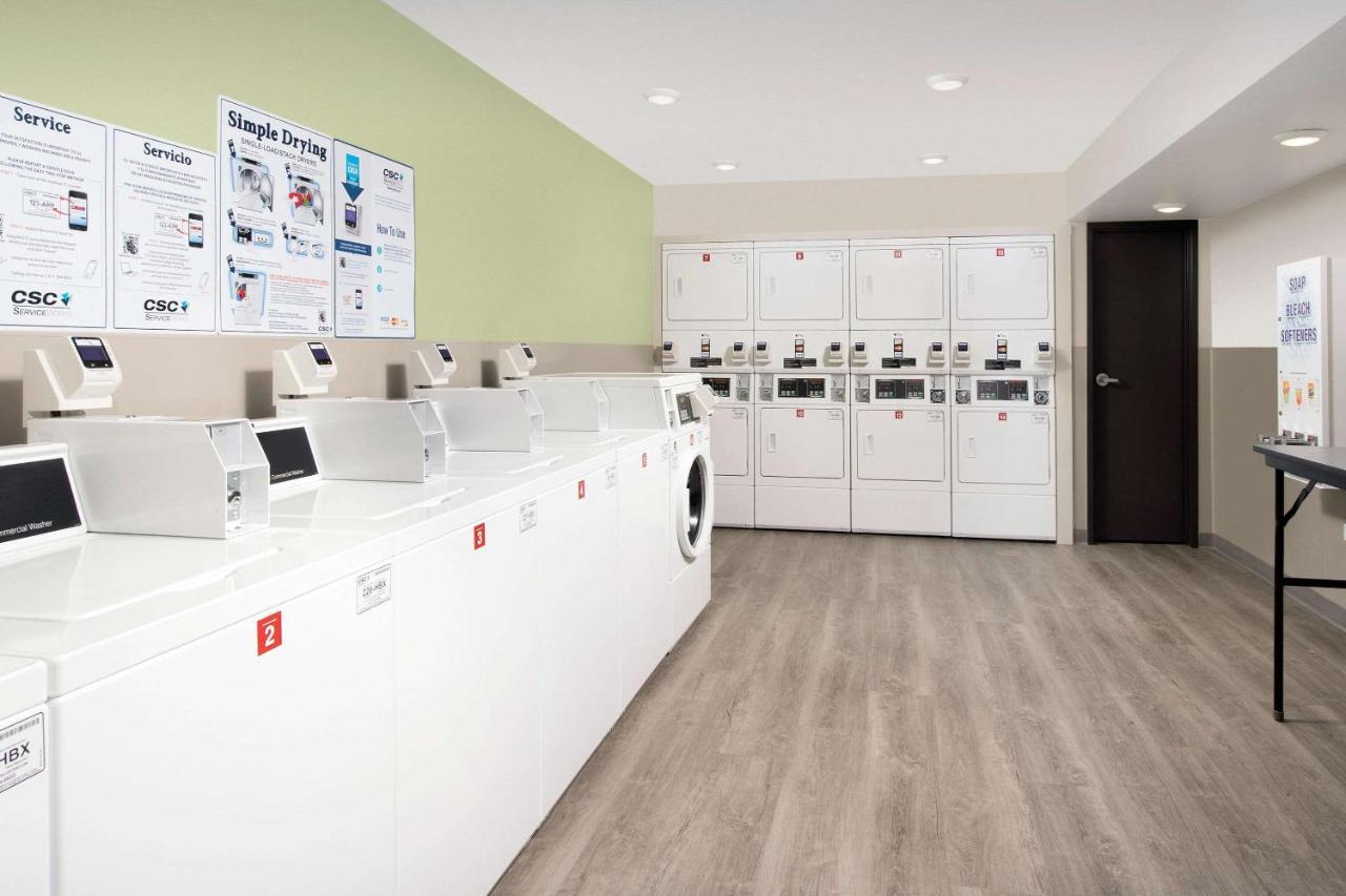 Woodspring Suites Chicago 틴리파크 외부 사진